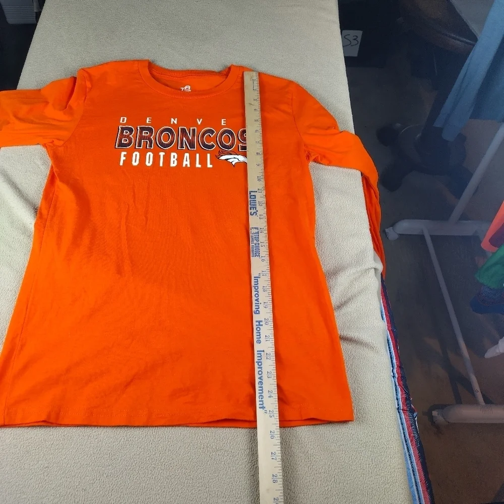 denver broncos Youths Size Large (14/16) Nfl Football Team Gear